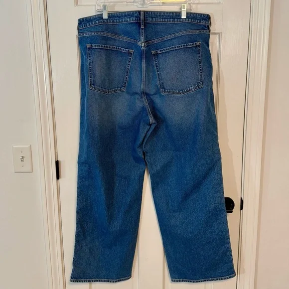 Old Navy |Extra High Rise Sky-Hi Wide Leg,Braid Detail, Medium Wash,Size 18- EUC - Picture 5 of 7